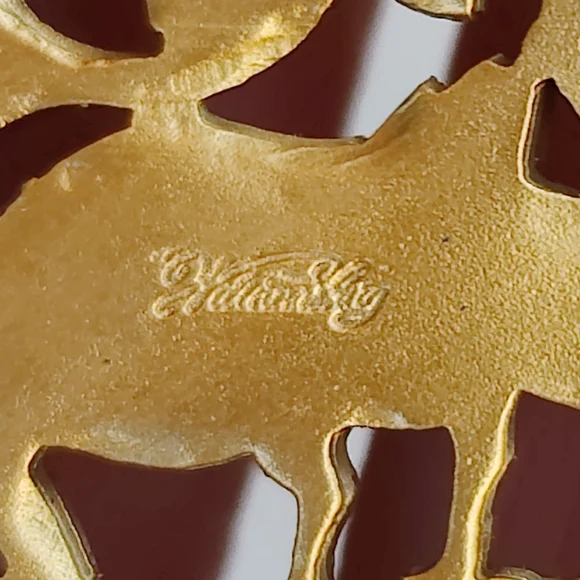 Rare Vintage Williamsburg Hidden Dog Face  Brooch - Picture 4 of 6